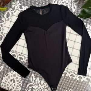 Second Skin by Robin Piccone Black Mesh Long Sleeve Bodysuit - Size S